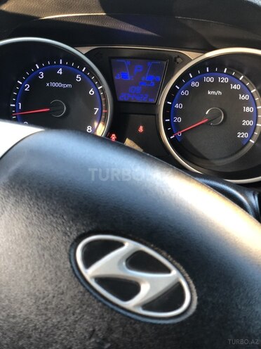 Hyundai ix35 2012, 204,000 km - 2.0 л - Bakı