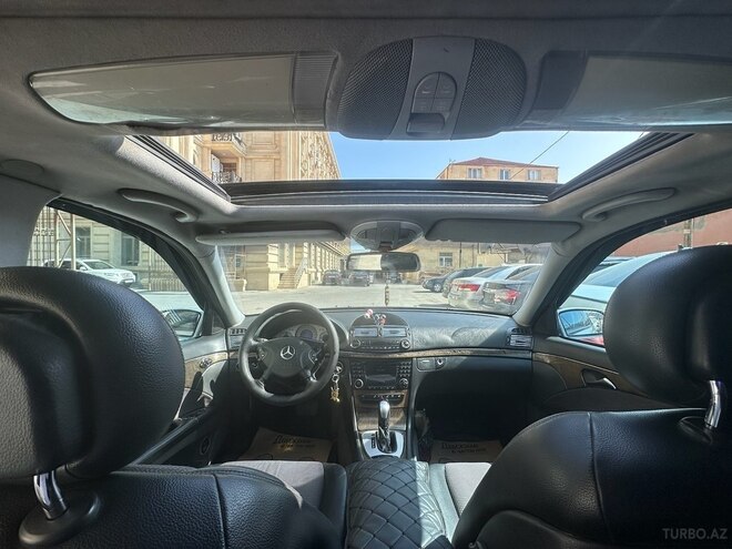 Mercedes E 220 2002, 310,000 km - 2.2 l - Bakı