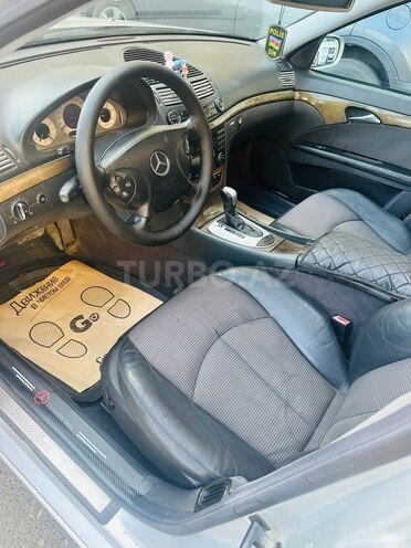 Mercedes E 220 2002, 310,000 km - 2.2 l - Bakı