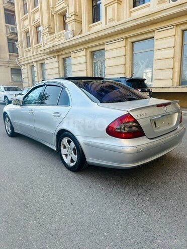 Mercedes E 220 2002, 310,000 km - 2.2 l - Bakı