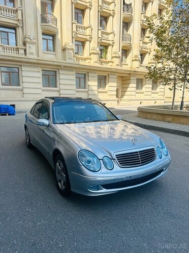 Mercedes E 220 2002, 310,000 km - 2.2 l - Bakı