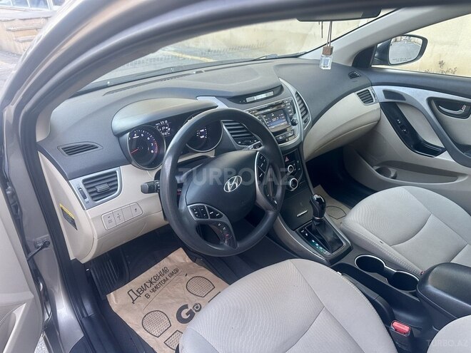 Hyundai Elantra 2015, 98,000 km - 1.8 l - Bakı