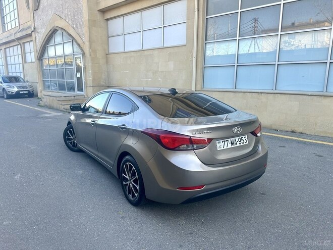 Hyundai Elantra 2015, 98,000 km - 1.8 l - Bakı