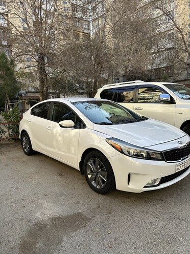 Kia Cerato 2017, 113,000 km - 2.0 l - Bakı