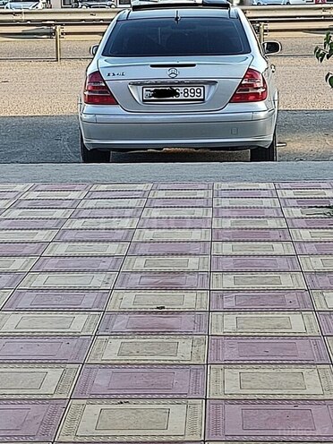 Mercedes E 240 2004, 326,799 km - 2.6 l - Bakı