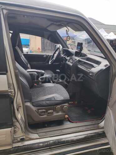 Mitsubishi Pajero 1995, 250,000 km - 2.8 l - Sumqayıt