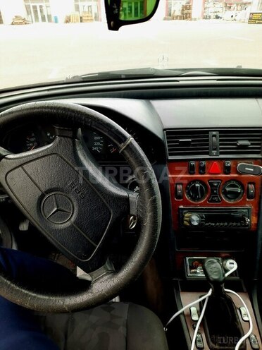 Mercedes C 200 1998, 400,000 km - 2.0 l - Bakı