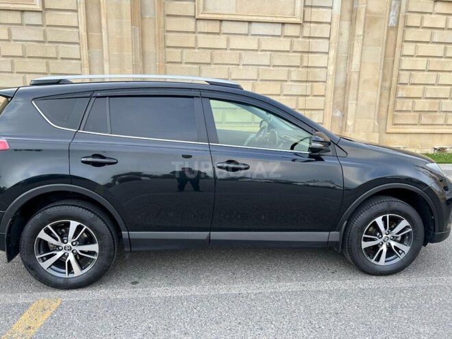 Toyota RAV4 2017, 134,065 km - 2.0 l - Bakı