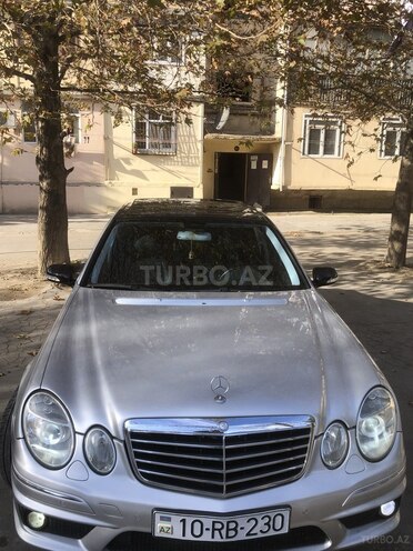 Mercedes E 240 2002, 420,000 km - 2.6 l - Sumqayıt