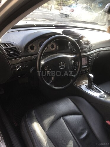 Mercedes E 240 2002, 420,000 km - 2.6 l - Sumqayıt
