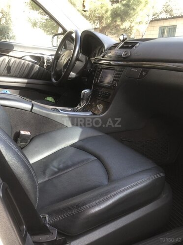 Mercedes E 240 2002, 420,000 km - 2.6 l - Sumqayıt