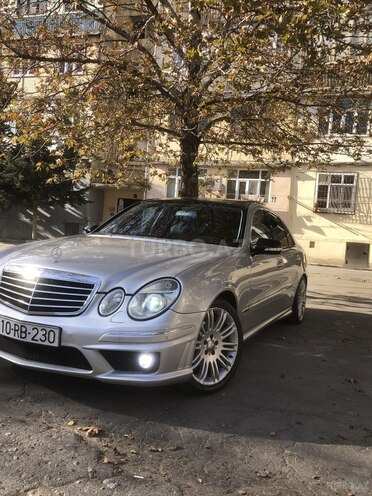 Mercedes E 240 2002, 420,000 km - 2.6 l - Sumqayıt