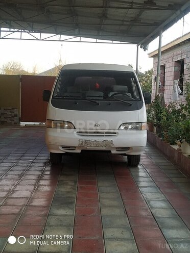 Hyundai H 100 1995, 300,000 km - 2.5 l - Biləsuvar