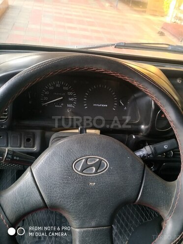 Hyundai H 100 1995, 300,000 km - 2.5 l - Biləsuvar
