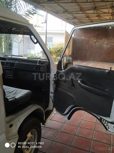 Hyundai H 100 1995, 300,000 km - 2.5 l - Biləsuvar
