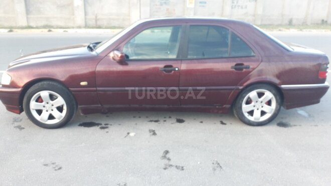 Mercedes C 200 1997, 455,000 km - 2.0 l - Bakı