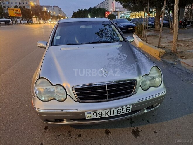 Mercedes C 240 2003, 301,050 km - 2.6 l - Sumqayıt