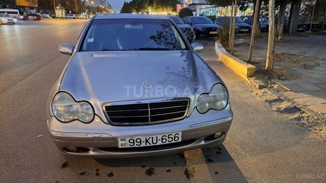 Mercedes C 240 2003, 301,050 km - 2.6 l - Sumqayıt