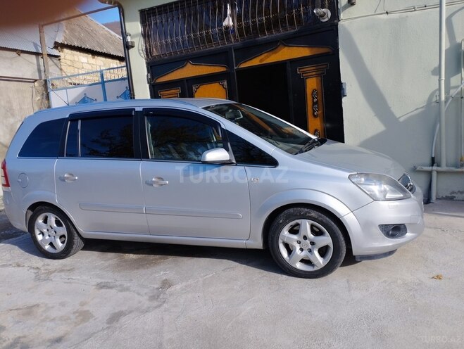 Opel Zafira 2008, 310,000 km - 1.7 l - Şəki