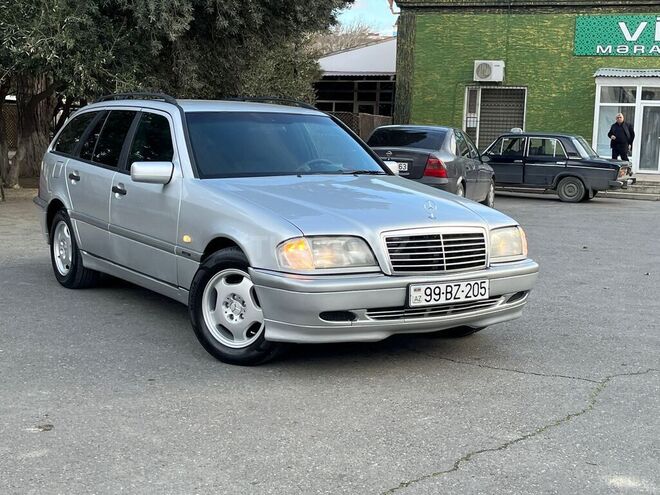 Mercedes C 220 1999, 321,456 km - 2.2 л - Sumqayıt