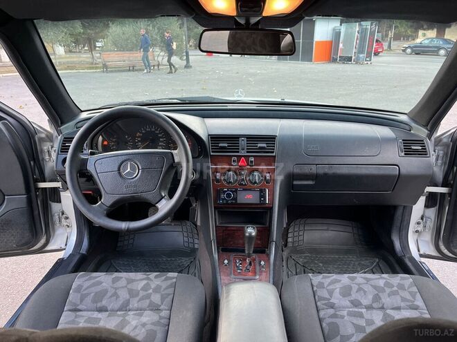 Mercedes C 220 1999, 321,456 km - 2.2 л - Sumqayıt
