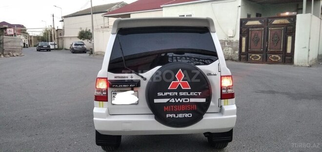 Mitsubishi Pajero io 1999, 270,000 km - 1.8 л - Bakı