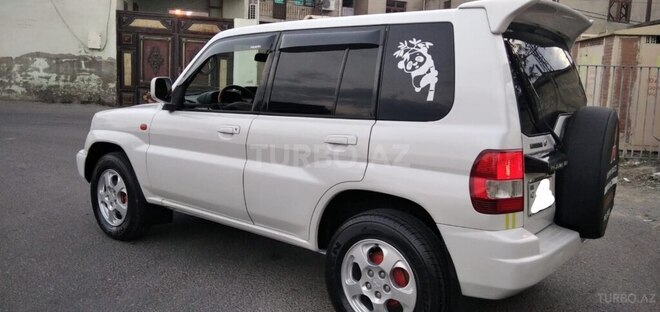 Mitsubishi Pajero io 1999, 270,000 km - 1.8 л - Bakı