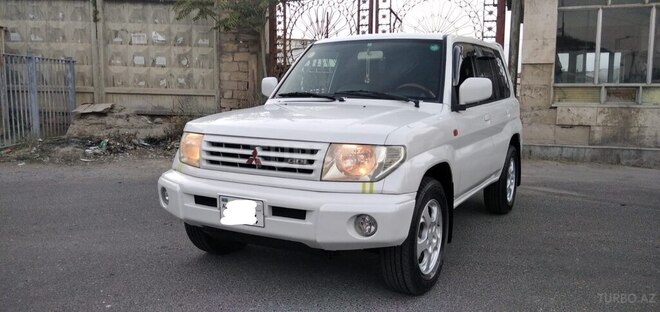 Mitsubishi Pajero io 1999, 270,000 km - 1.8 л - Bakı