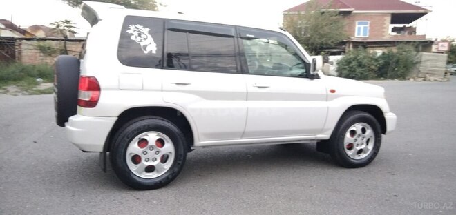 Mitsubishi Pajero io 1999, 270,000 km - 1.8 л - Bakı
