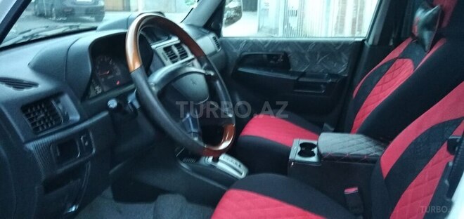 Mitsubishi Pajero io 1999, 270,000 km - 1.8 л - Bakı