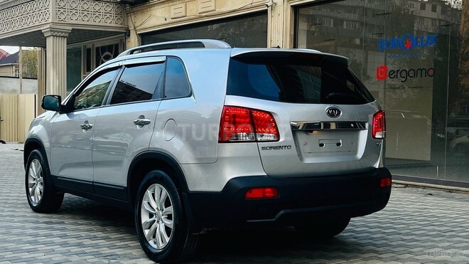 Kia Sorento 2009, 215,000 km - 2.0 l - Bakı