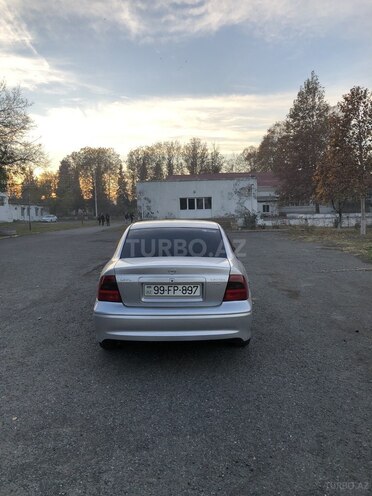Opel Vectra 1999, 501,000 km - 1.6 l - Qazax