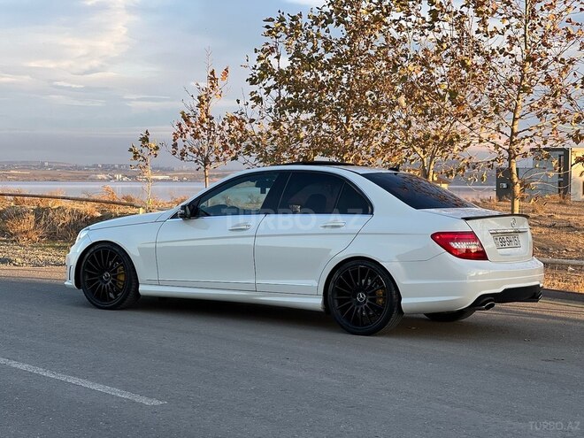 Mercedes C 300 2012, 140,000 km - 3.0 l - Bakı