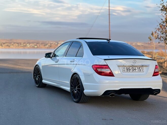 Mercedes C 300 2012, 140,000 km - 3.0 l - Bakı