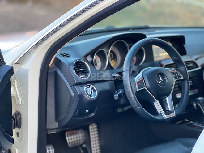 Mercedes C 300 2012, 140,000 km - 3.0 l - Bakı