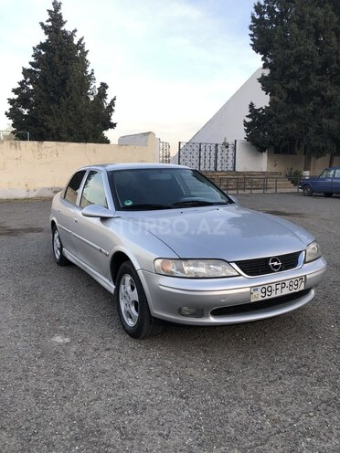 Opel Vectra 1999, 501,000 km - 1.6 l - Qazax