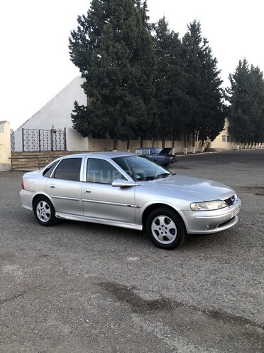 Opel Vectra 1999, 501,000 km - 1.6 l - Qazax