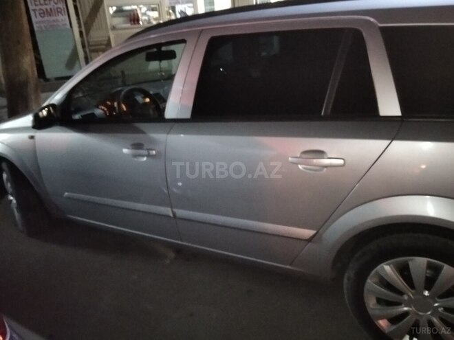 Opel Astra 2004, 266,000 km - 1.4 l - Gəncə