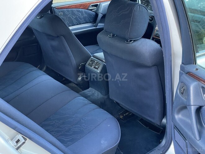 Mercedes E 220 1997, 357,000 km - 2.2 l - Bakı