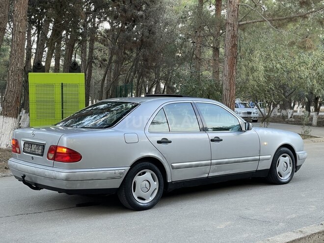 Mercedes E 220 1997, 357,000 km - 2.2 l - Bakı