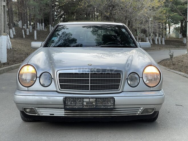 Mercedes E 220 1997, 357,000 km - 2.2 l - Bakı