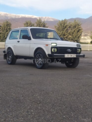 LADA (VAZ) Niva 2015, 93,000 km - 1.7 l - İsmayıllı