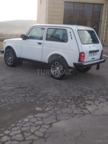 LADA (VAZ) Niva 2015, 93,000 km - 1.7 l - İsmayıllı