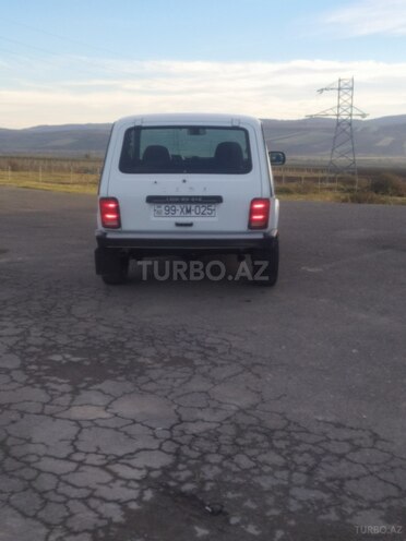 LADA (VAZ) Niva 2015, 93,000 km - 1.7 l - İsmayıllı