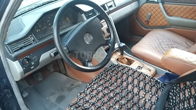 Mercedes E 200 1992, 642,000 km - 2.0 л - Bakı