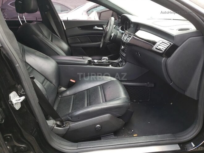 Mercedes CLS 63 AMG 2015, 69,031 km - 5.5 l - Bakı