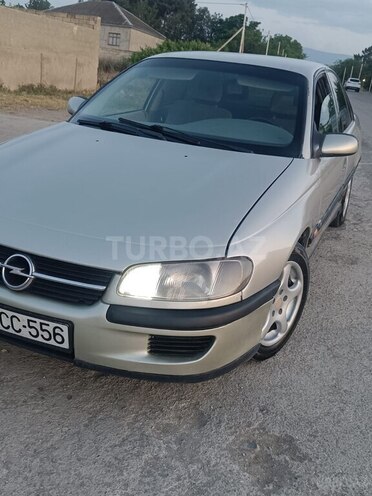 Opel Omega 1995, 200,000 km - 2.0 l - Şabran