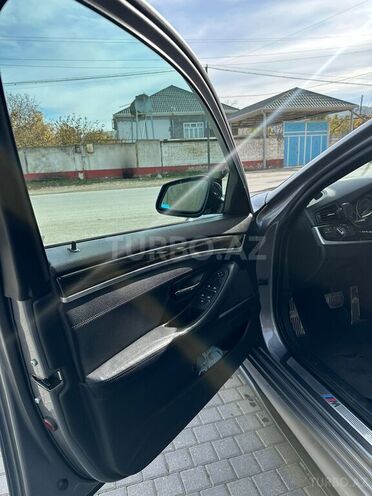 BMW 520 2012, 220,000 km - 2.0 l - Bakı