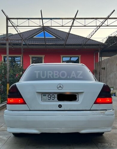 Mercedes C 250 1995, 283,765 km - 2.5 l - Şirvan