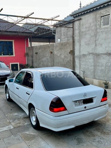 Mercedes C 250 1995, 283,765 km - 2.5 l - Şirvan